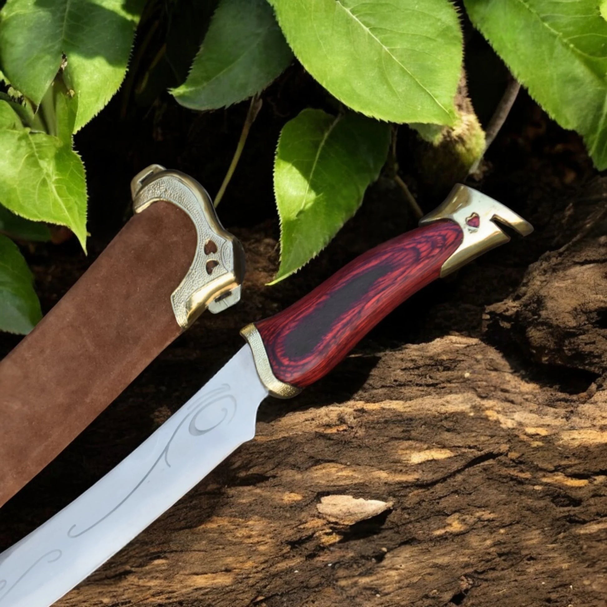 Strider Aragorn Elven knife replica from The Lord of the Rings featuring a detailed stainless steel blade and elegant Elven-style handle.