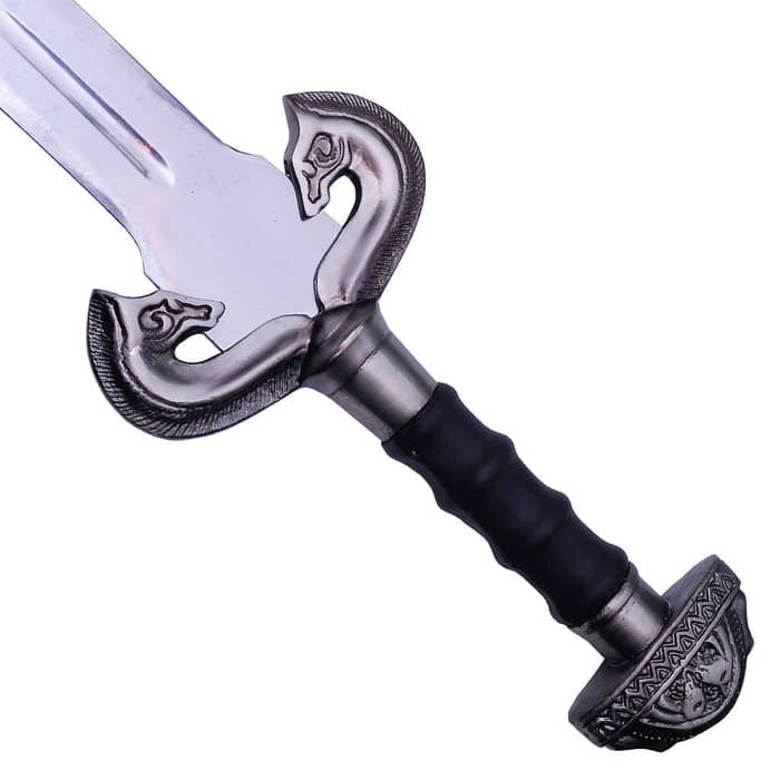 Éowyn sword replica from The Lord of the Rings featuring an elegant medieval-style blade with an ornate hilt.